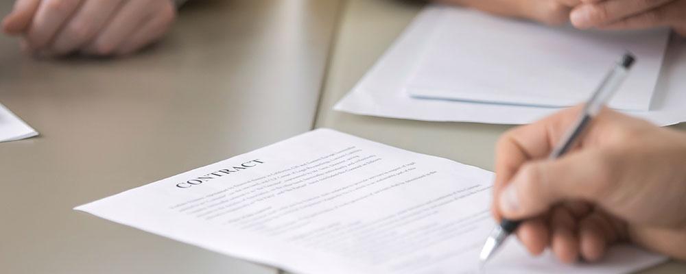 Elite Business & Commercial Law Attorney
