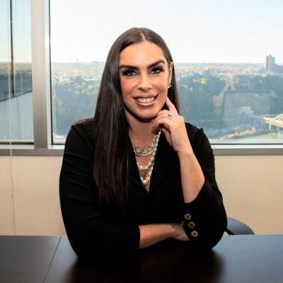 Lauren Darbouze - Pittsburgh, PA - Elite Lawyer